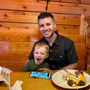 Meet your Posher, Chris